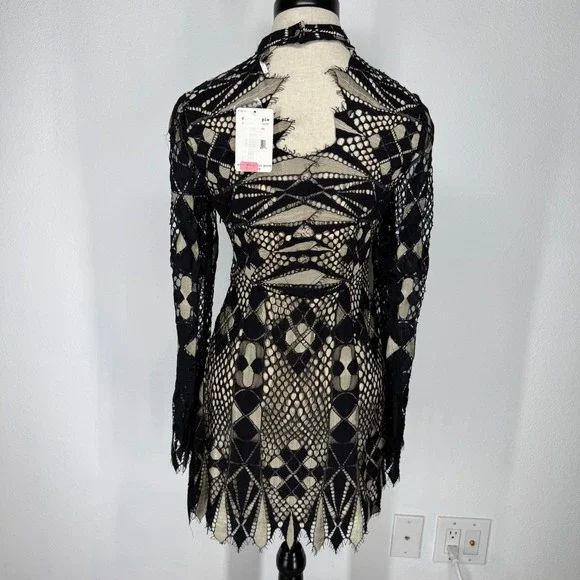 Free People Deco Lace Sheer Mini Dress Whimsigoth Bell Sleeve Edgy Boho 4 NEW - Picture 8 of 9